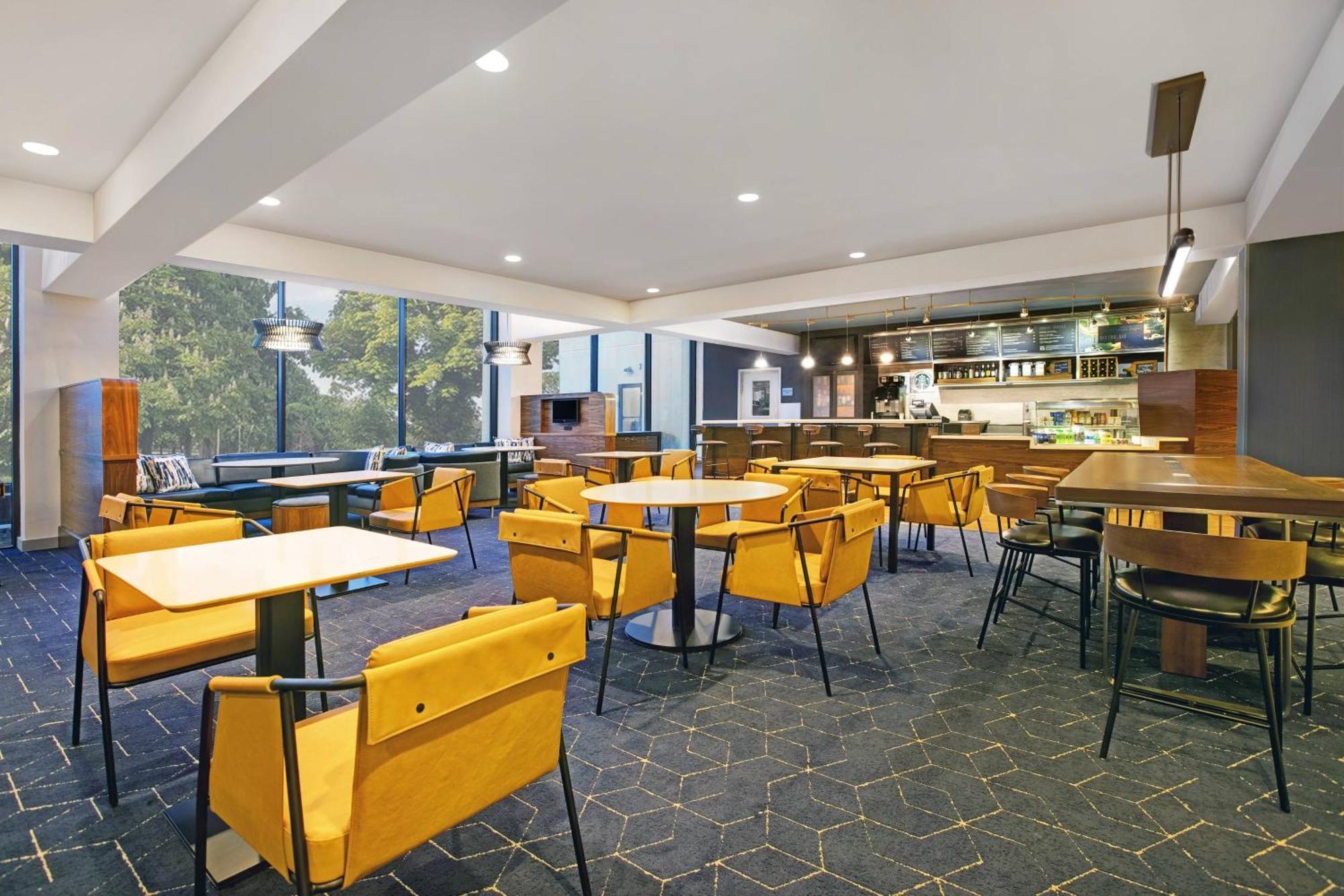 Courtyard Chicago Elmhurst/Oakbrook Area Exterior photo